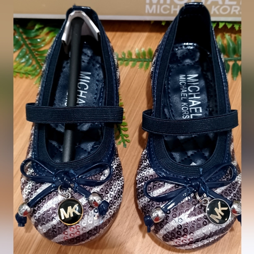 NIBMichael Kors Toddler Ballerina Slippers in Navy and Silver Sz 7